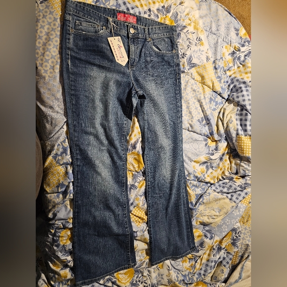 comfort denim Denim - Classic Denim Flare Jeans